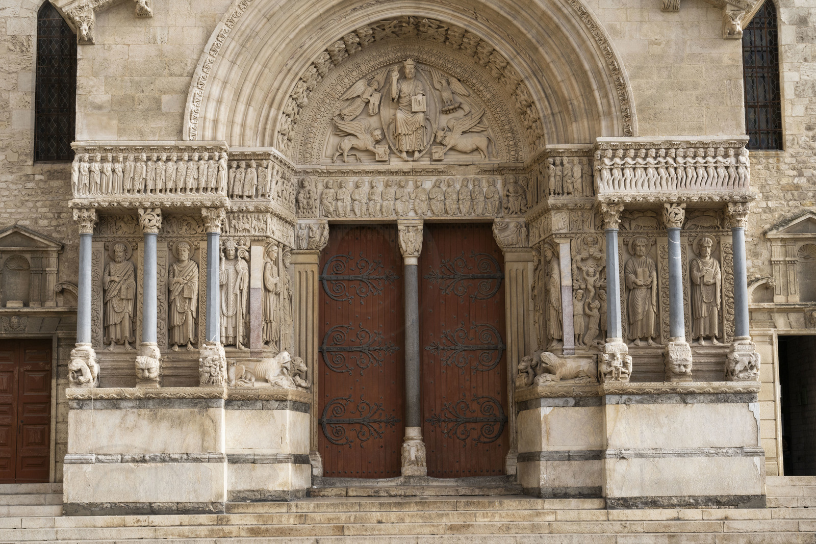 Cathédrale Saint-Trophime - Arles