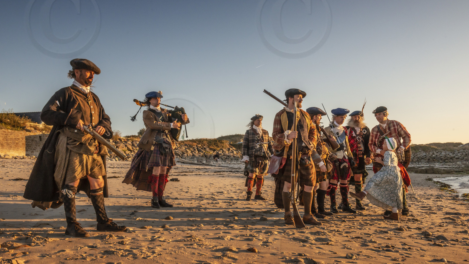 1746 - Après la défaite de Culloden, Bonnie Prince Charlie débarque à Roscoff avec une dizaine de partisans à bord de l'Heureux
