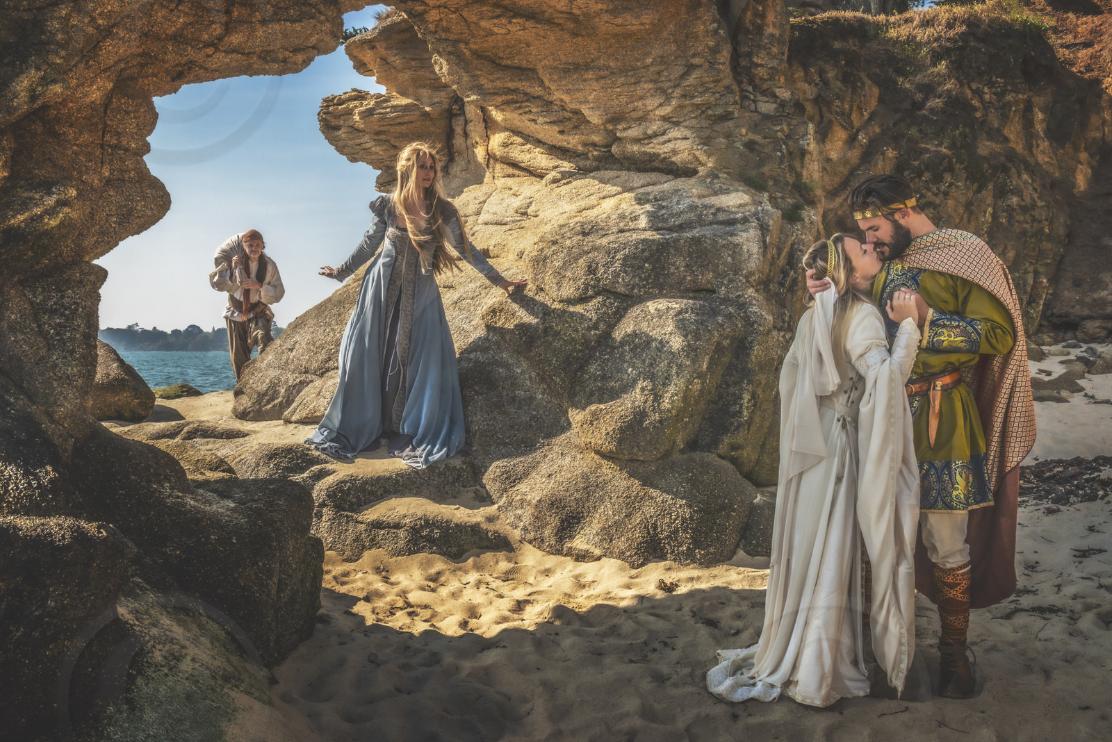 1170 - Tristan et Iseult cachent leur amour